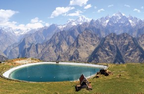 Majestic Hills of the Himalayas-A Tour of Auli from Delhi